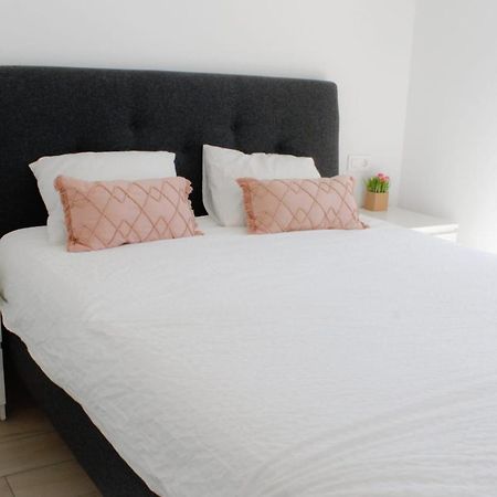 Beautiful Condo In Laguna Beach Resort Overlooking Laguna Rosa In Torrevieja With 2 Bedrooms And 2 Bathrooms 外观 照片