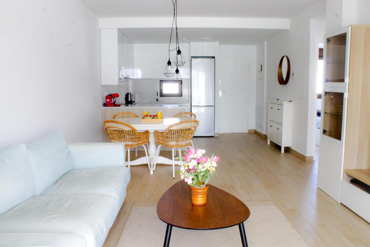 Beautiful Condo In Laguna Beach Resort Overlooking Laguna Rosa In Torrevieja With 2 Bedrooms And 2 Bathrooms 外观 照片